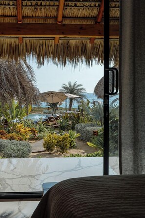 Deluxe Suite, Ocean View | In-room safe, desk, free WiFi - Lú Veé Oasis (Puerto Escondido)