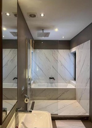 Apartment, Balcony, Garden View | Bathroom - Catalina West Golf Extension New Cairo (New Cairo)