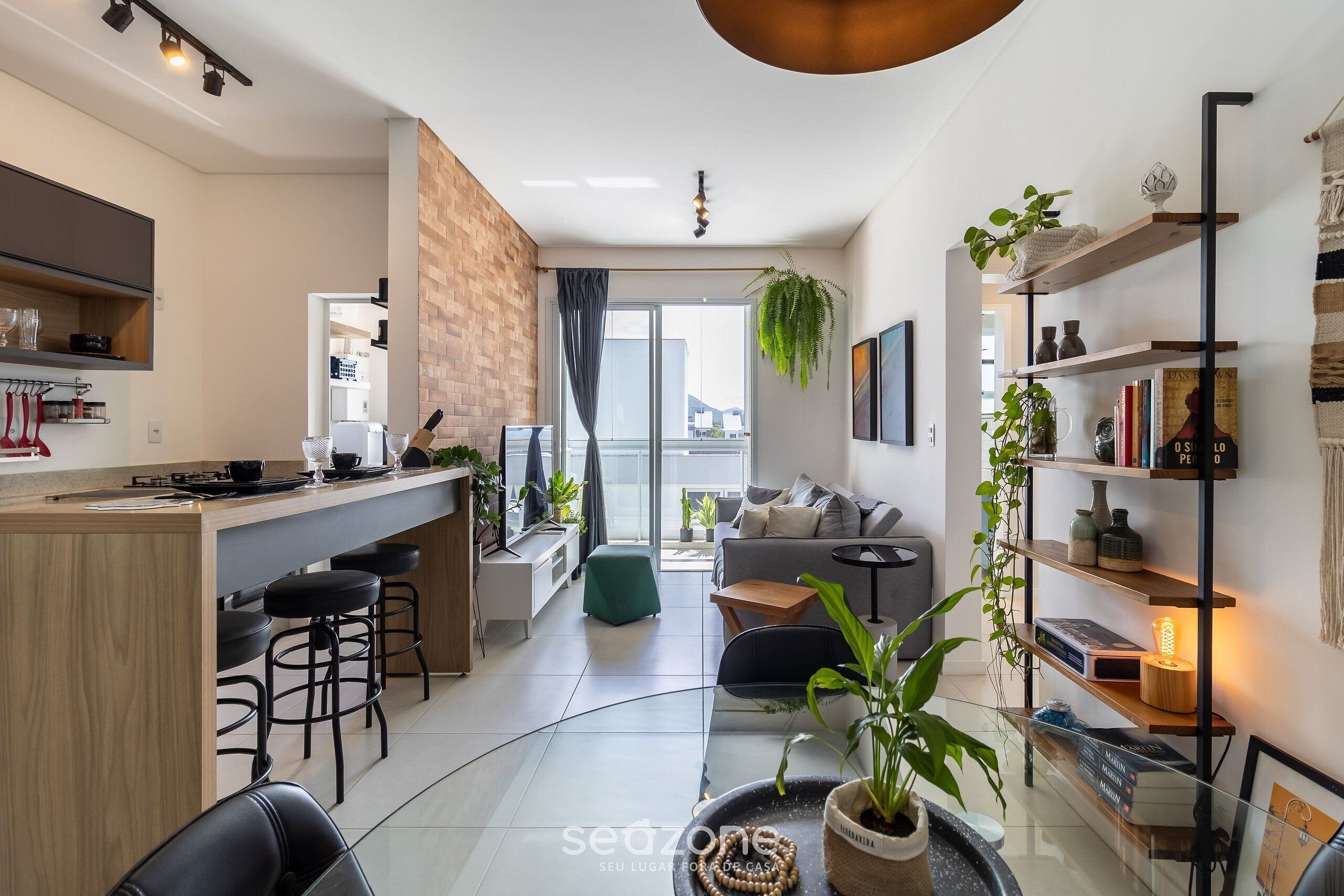 Basic Apartment | Interior