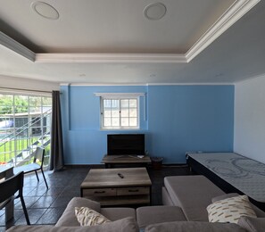 2 bedrooms, Internet, bed sheets