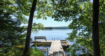 Nature Lover’s Retreat on Thompson Lake – Cozy Cottage Escape