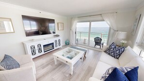 Condo, 2 Bedrooms | Living area | Smart TV - Destin Towers 113 2 Bedroom Condo (Destin)