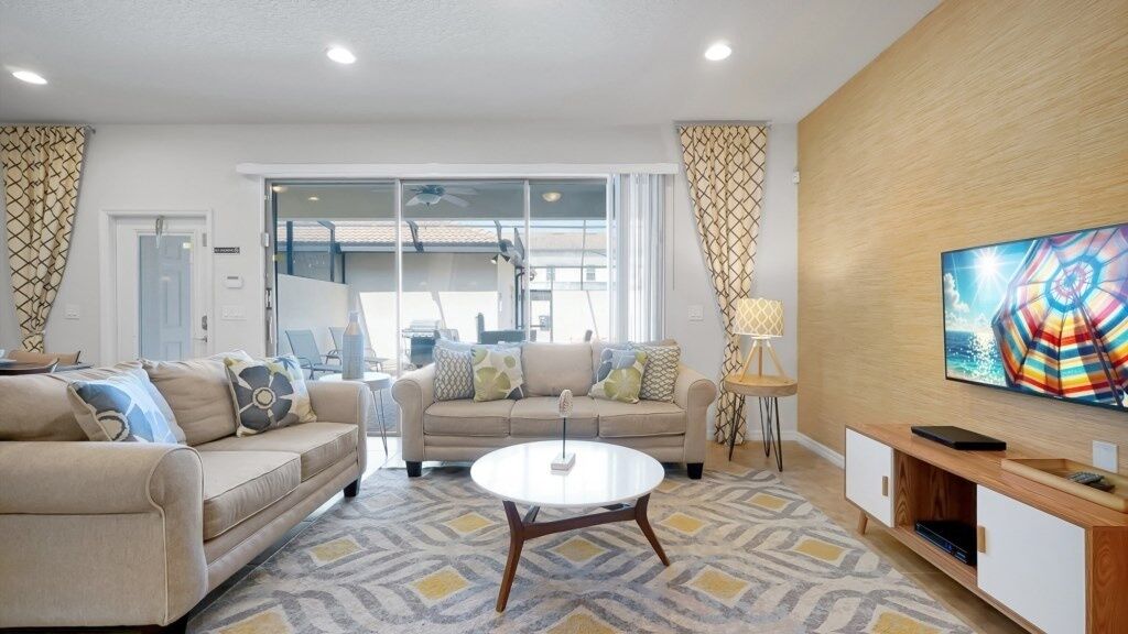 Townhome, 4 Bedrooms | Living area