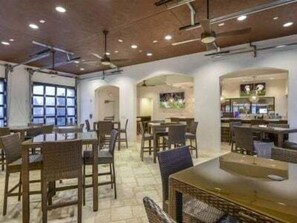 Townhome, 4 Bedrooms | Dining