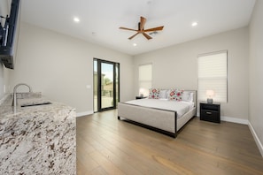 House, 4 Bedrooms