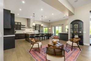 Casa, 4 habitaciones | Interior