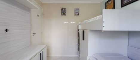 Basic Apartment