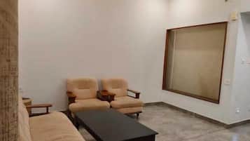 奢华套房 | 熨斗/熨衣板、免费 WiFi