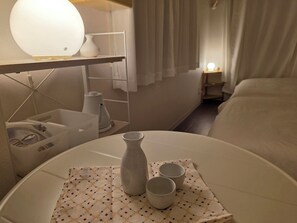 1 bedroom, in-room safe, iron/ironing board, free WiFi