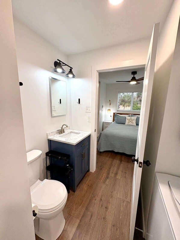 3 habitaciones, tabla de planchar con plancha y wifi gratis 
