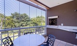 Departamento básico | Restaurante al aire libre