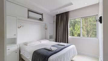 Basic Apartment | 3 bedrooms, free WiFi