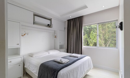 Comfort and Convenience Near Ufsc! - Cmt0404