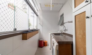 Basic Apartment | Private kitchen