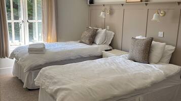 Comfort Double or Twin Room | Seterika/papan seterika, Wi-fi percuma