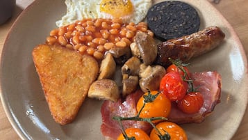 Petit déjeuner anglais compris tous les jours