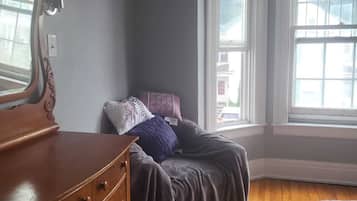 3 bedrooms, free WiFi, bed sheets