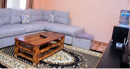 Cozy Naivasha Apartment With Mountain Views