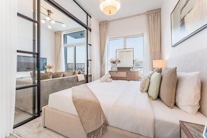 2 bedrooms, in-room safe, iron/ironing board, free WiFi