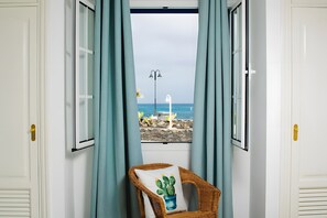 Interior - Holiday Home 'Caleta Campos Bungalows' with Sea View, Shared Pool and Wi-Fi (Arrieta)