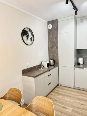 Highchair - Logan by Rentoom (Toruń)