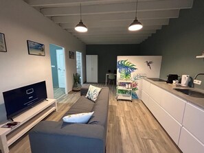 TV - 2 persons apartment, Julianadorp (Willemstad)
