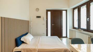 1 Schlafzimmer, Bügeleisen/Bügelbrett