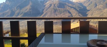 Real Italy Retreat: Village, Views & Silence
