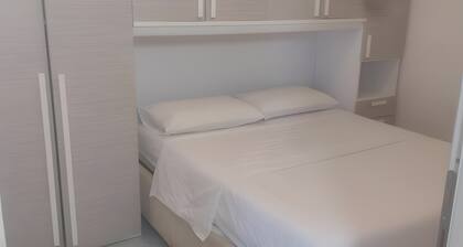 Apartment '1 Vista Parziale Mare' with Shared Garden, Wi-Fi and Air Conditioning