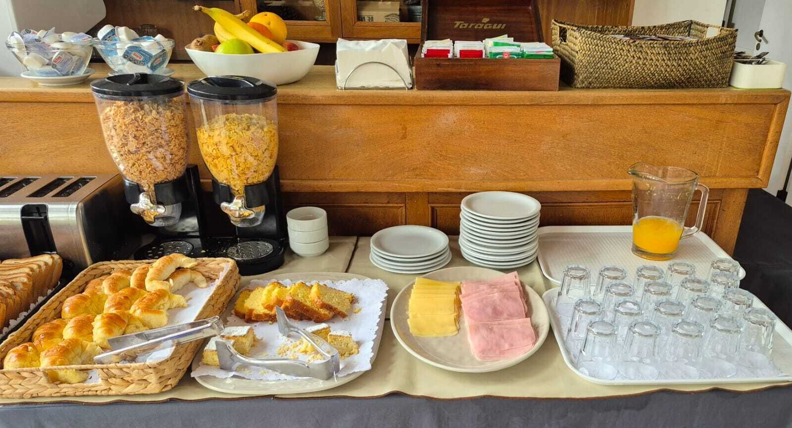 Free daily full breakfast 