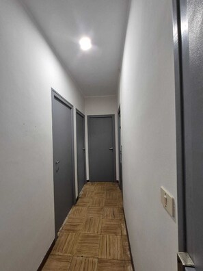 ห้องพักรวม, หอพักรวม, ระเบียง | Wi-Fi ฟรี