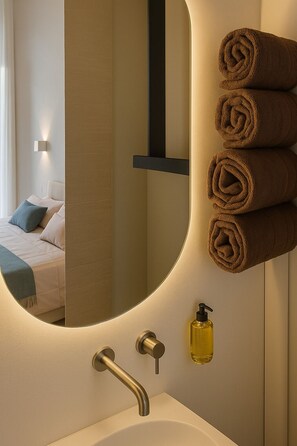 2 slaapkamers, een strijkplank/strijkijzer, wifi, beddengoed