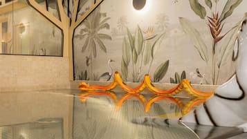 Piscina interna, piscina externa