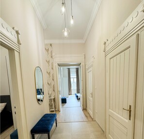 Apartment, 3 Bedrooms, Accessible | Interior