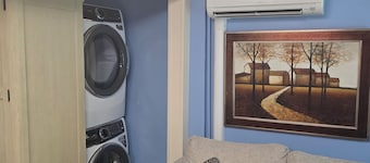 Charming studio in tranquil Falmouth with AC