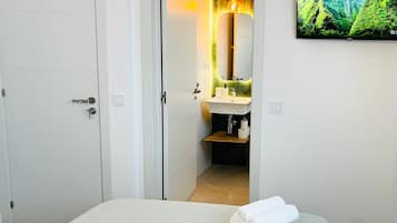 1 camera, Wi-Fi, lenzuola