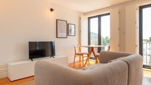 Fernseher
