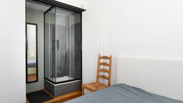 1 chambre, draps fournis
