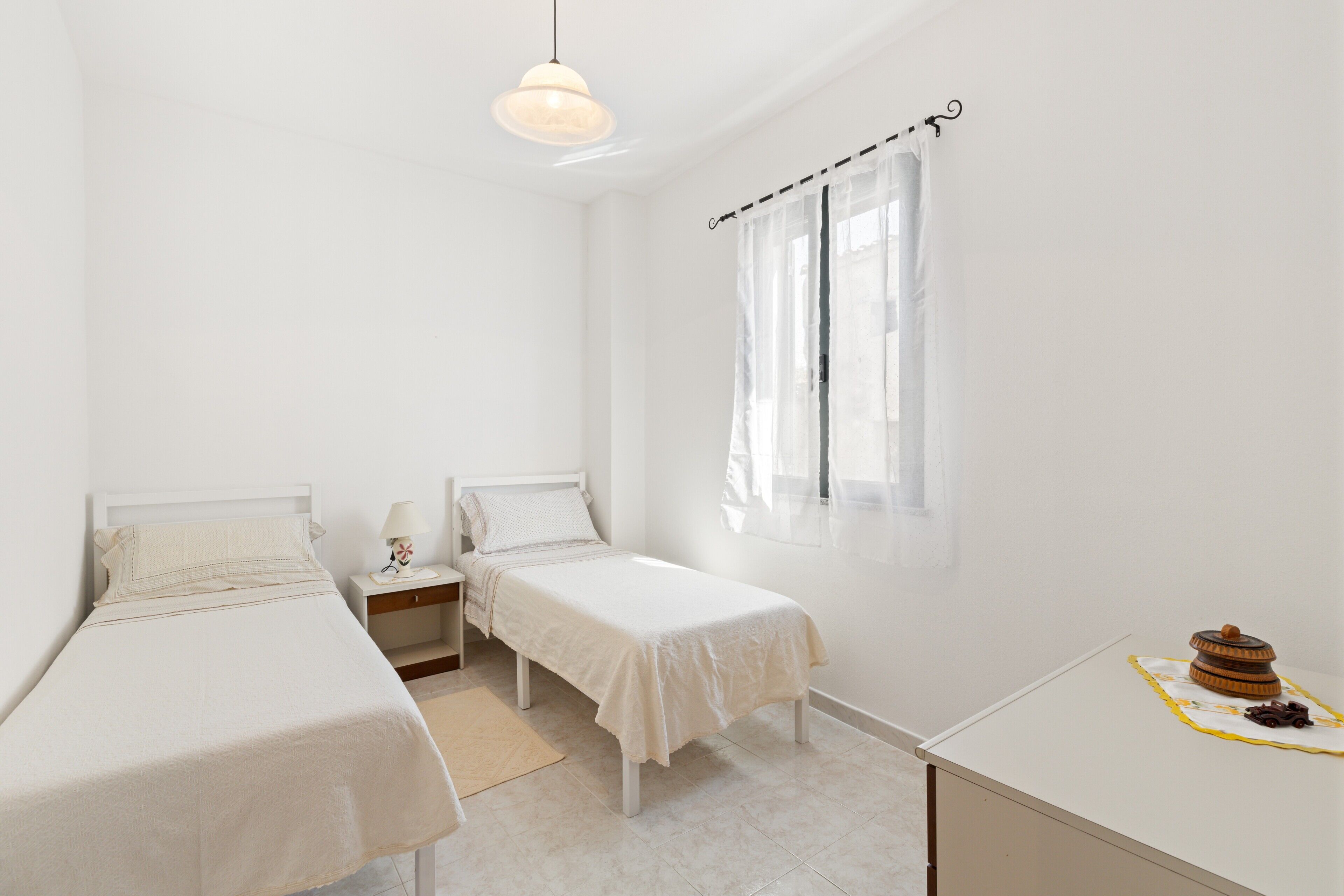 3 Schlafzimmer, Bügeleisen/Bügelbrett, Bettwäsche