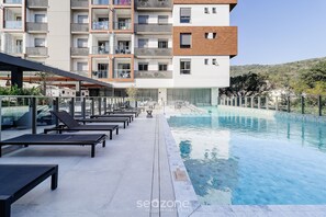 Basic Apartment | Pool | Outdoor pool