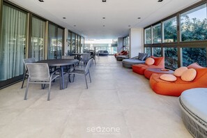 基本公寓 | 內部