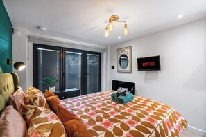 1 bedroom, iron/ironing board, Internet, bed sheets