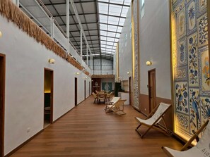 Interior - Inn De Sea Poshtel (Bangkok)