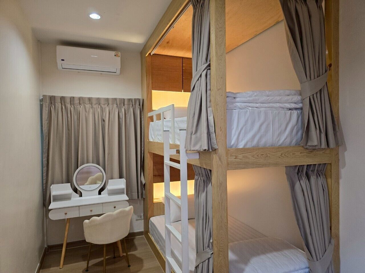 Literie de qualité supérieure, Wi-Fi gratuit, draps fournis