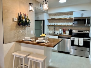 Microwave, oven, stovetop, dishwasher