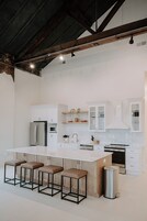 Suite, 5 Bedrooms, Kitchen | Free WiFi