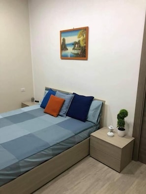 Blackout curtains, soundproofing, free WiFi, wheelchair access