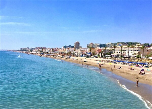 Apartment | View from property - Holiday Home in Torremolinos by Playa Carihuela (Torremolinos)