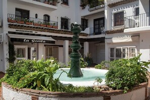 Apartment | Exterior - Holiday Home in Torremolinos by Playa Carihuela (Torremolinos)