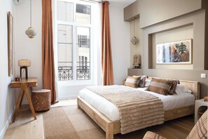 2 chambres, fer et planche à repasser, Wi-Fi gratuit, draps fournis